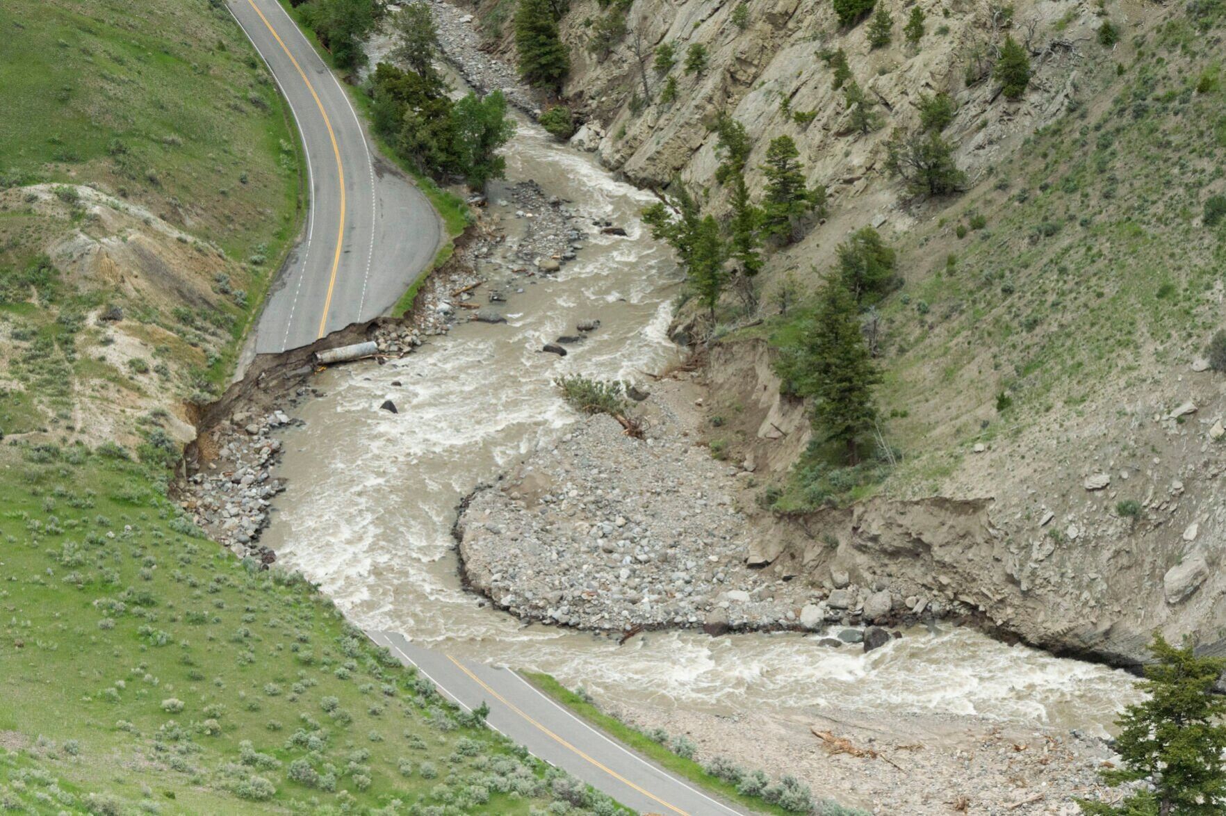 Yellowstone flood flyover